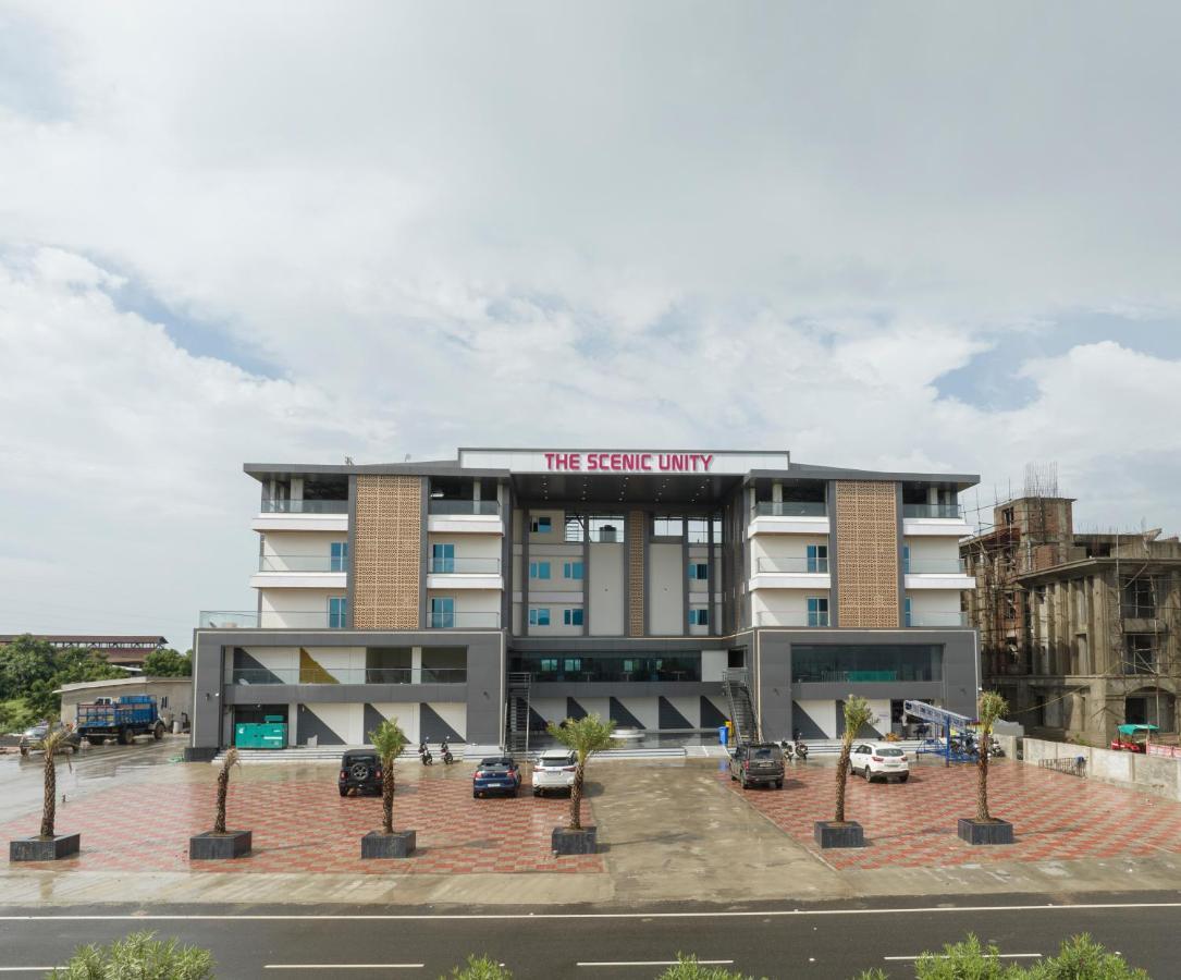 Hotel The Scenic Unity Garudeshwar Esterno foto