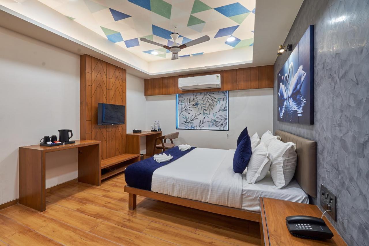 Hotel The Scenic Unity Garudeshwar Esterno foto