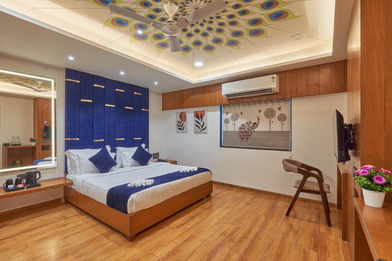 Hotel The Scenic Unity Garudeshwar Esterno foto