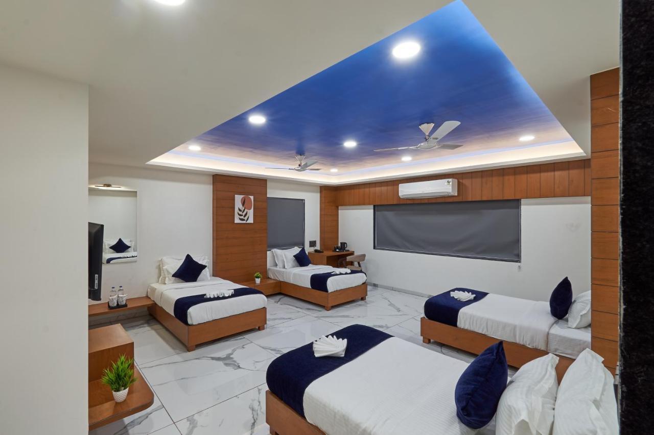 Hotel The Scenic Unity Garudeshwar Esterno foto