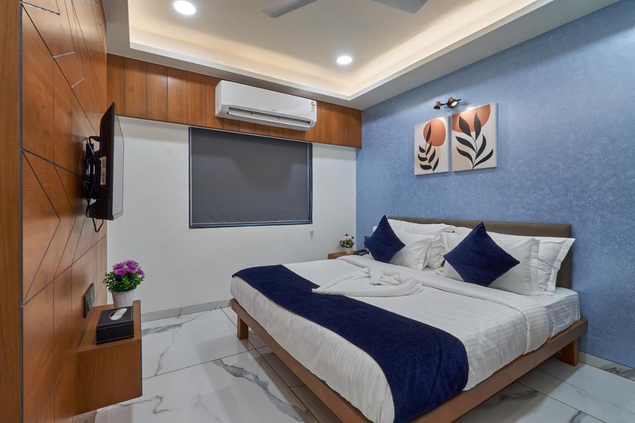 Hotel The Scenic Unity Garudeshwar Esterno foto