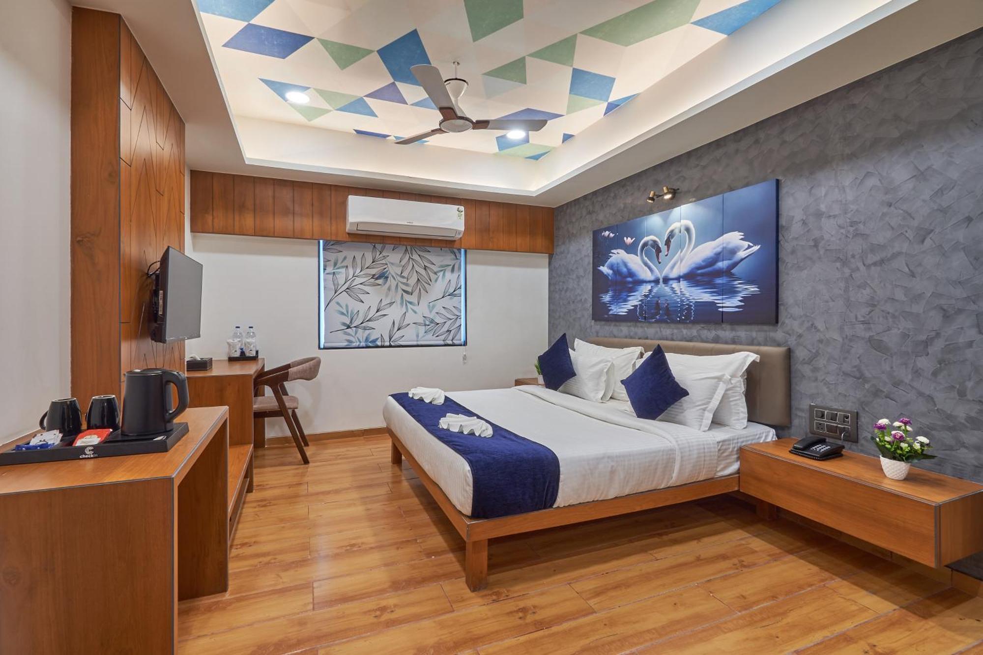 Hotel The Scenic Unity Garudeshwar Esterno foto